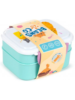 Bento con apartados gatitos.