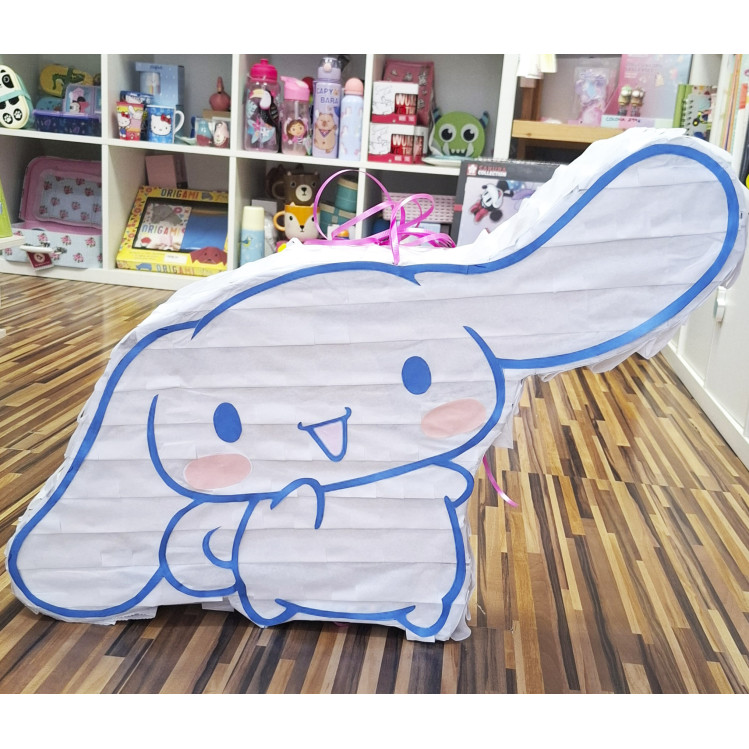 Piñata Cinnamo Roll